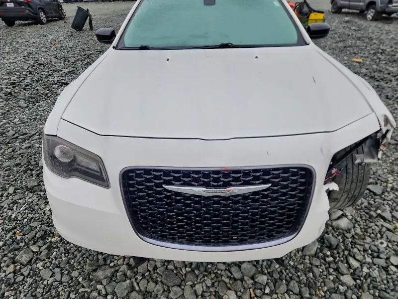 2019 CHRYSLER 300 TOURING  