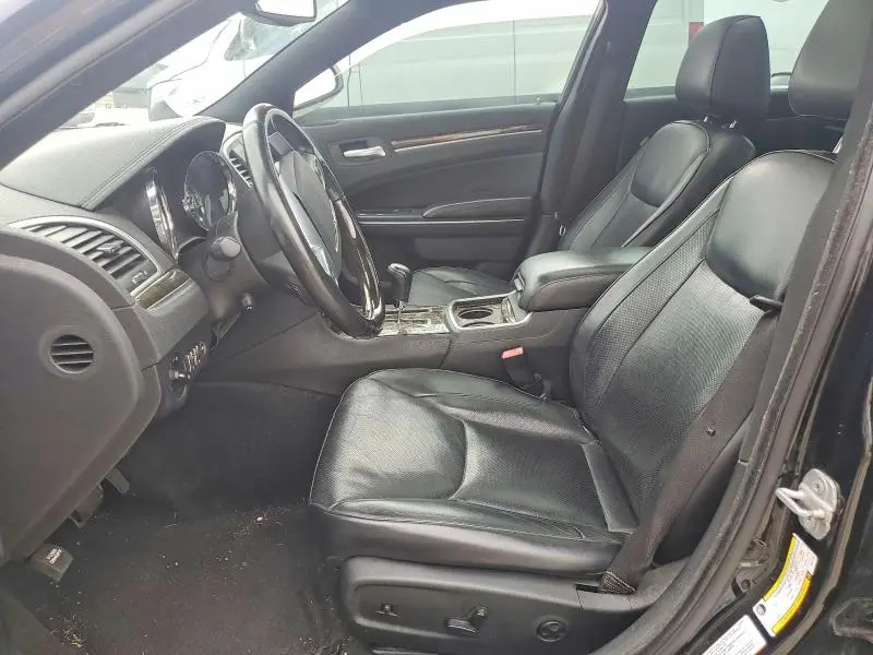 2012 CHRYSLER 300C   