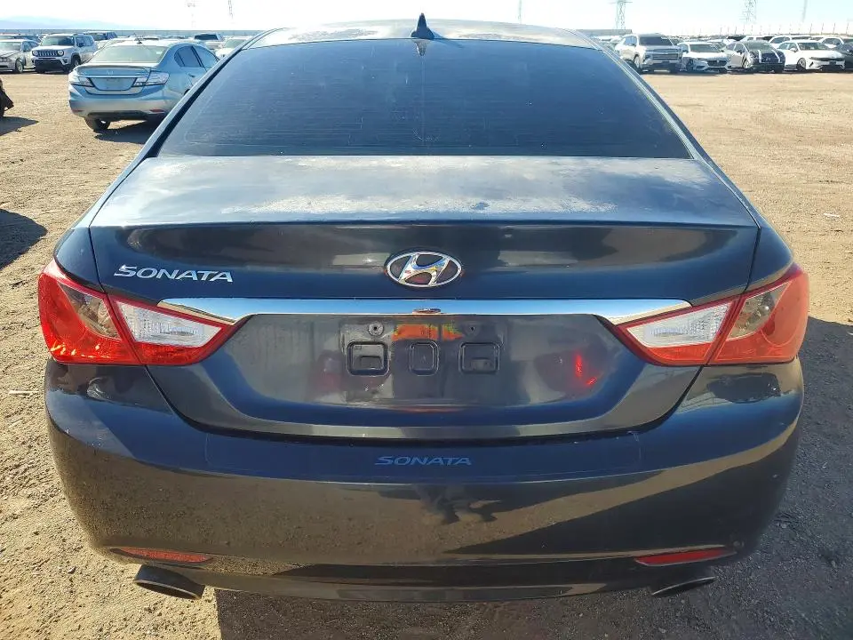 2011 HYUNDAI SONATA SE  