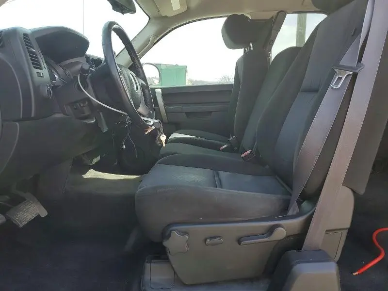 2011 CHEVROLET SILVERADO K1500 LT  