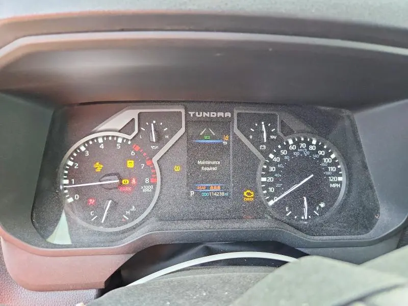 2023 TOYOTA TUNDRA SR5  