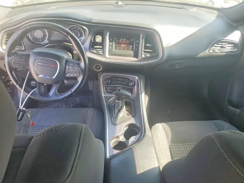 2016 DODGE CHALLENGER SXT  