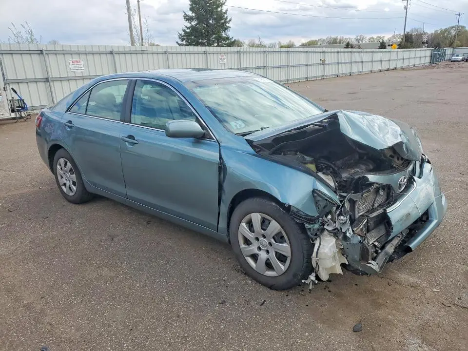 2011 TOYOTA CAMRY LE  
