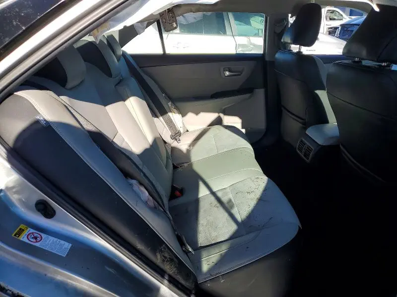 2015 TOYOTA CAMRY LE  