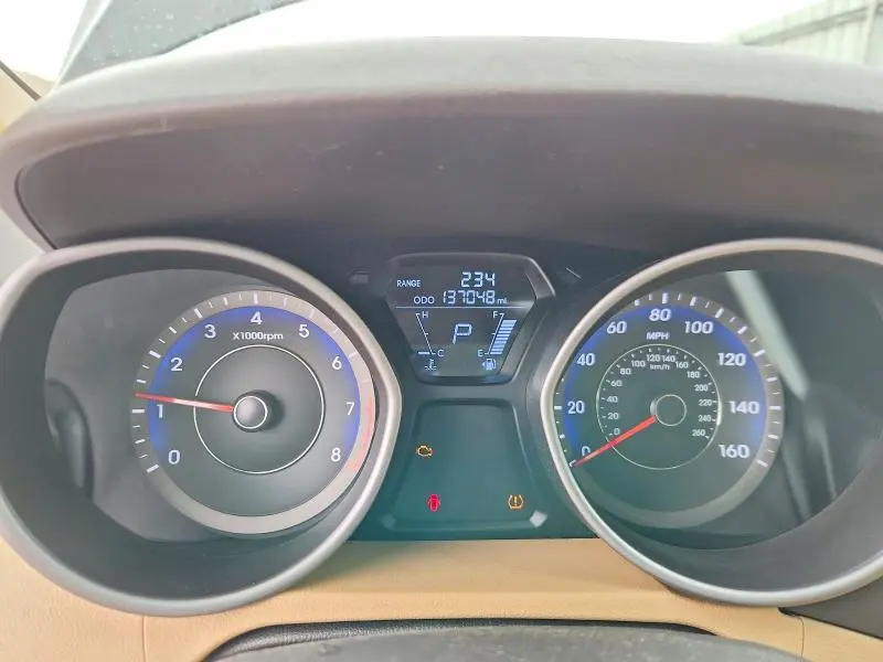 2012 HYUNDAI ELANTRA GLS  