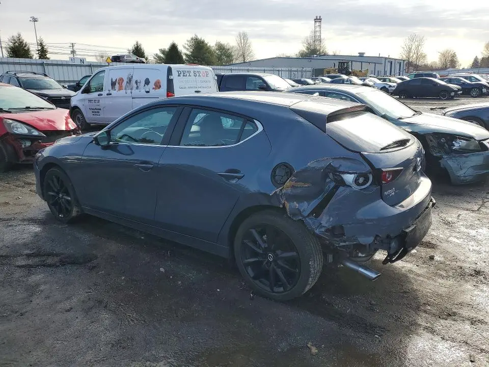 2024 MAZDA 3 PREFERRED  