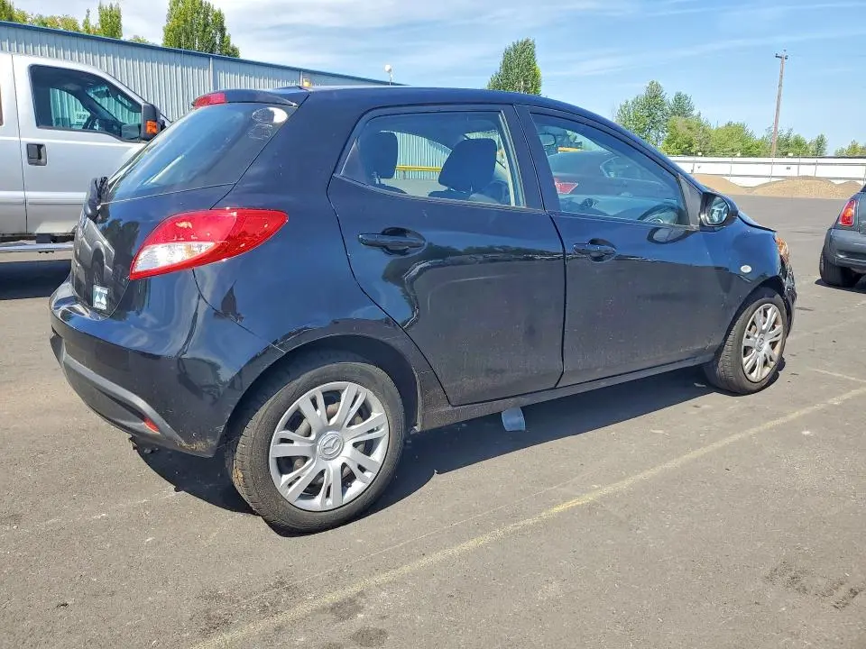 2012 MAZDA MAZDA2   
