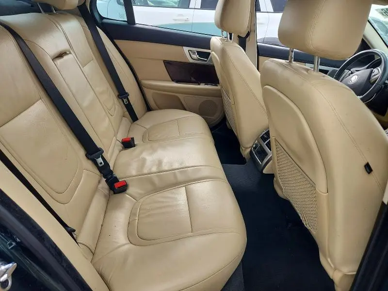 2012 JAGUAR XF   