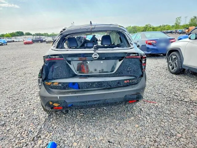 2025 NISSAN KICKS SR  