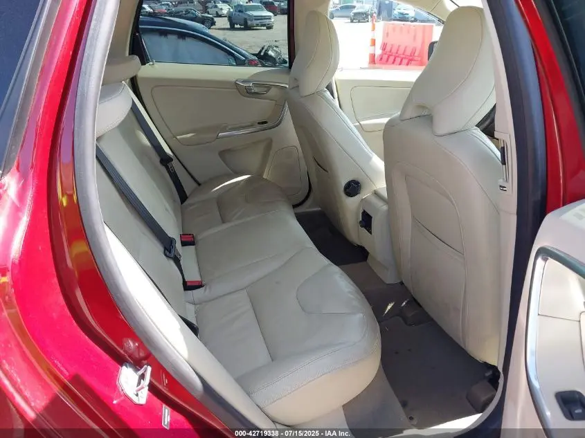 2014 VOLVO XC60 3.2