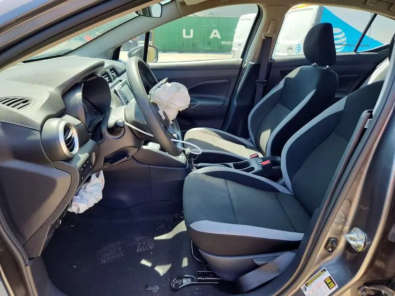 2025 NISSAN VERSA S  