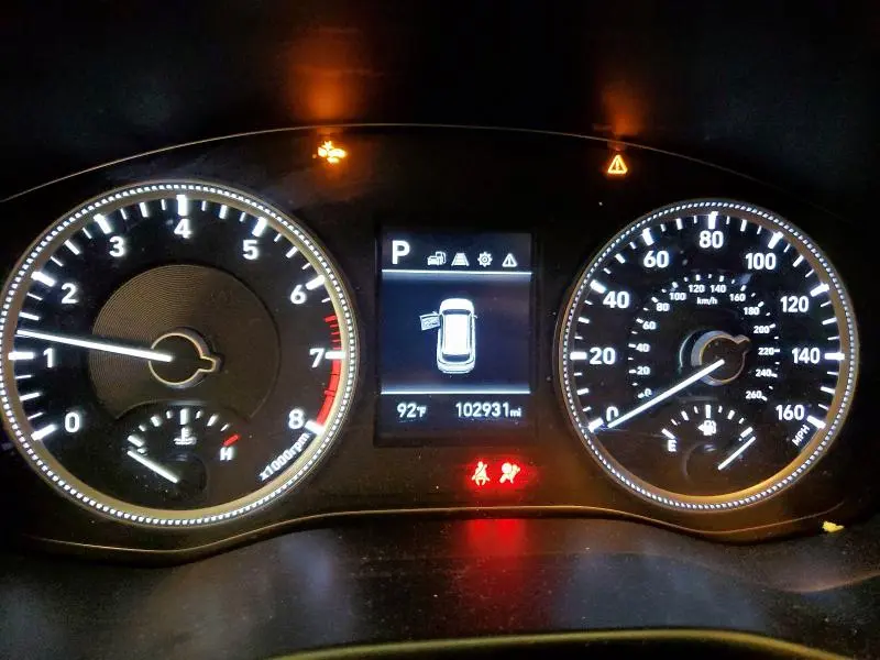 2020 HYUNDAI SANTA FE SE  