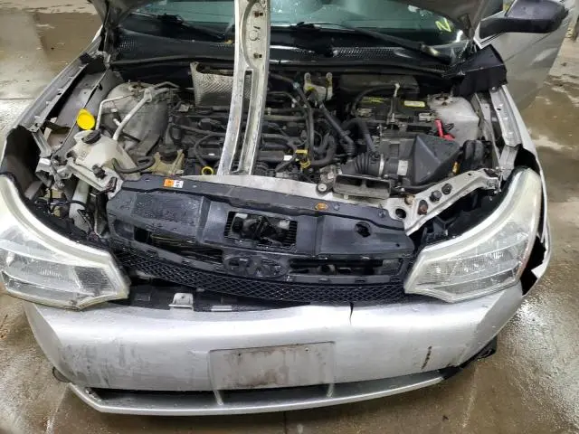 2011 FORD FOCUS SE  