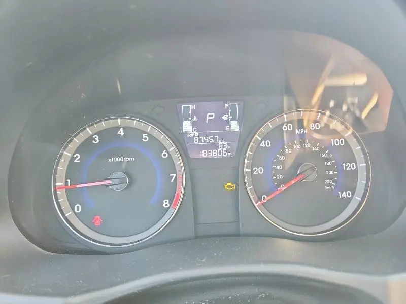 2015 HYUNDAI ACCENT GLS  