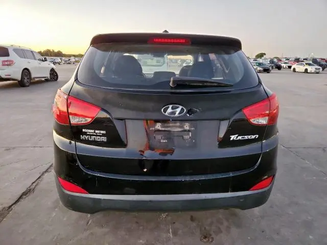 2010 HYUNDAI TUCSON GLS  