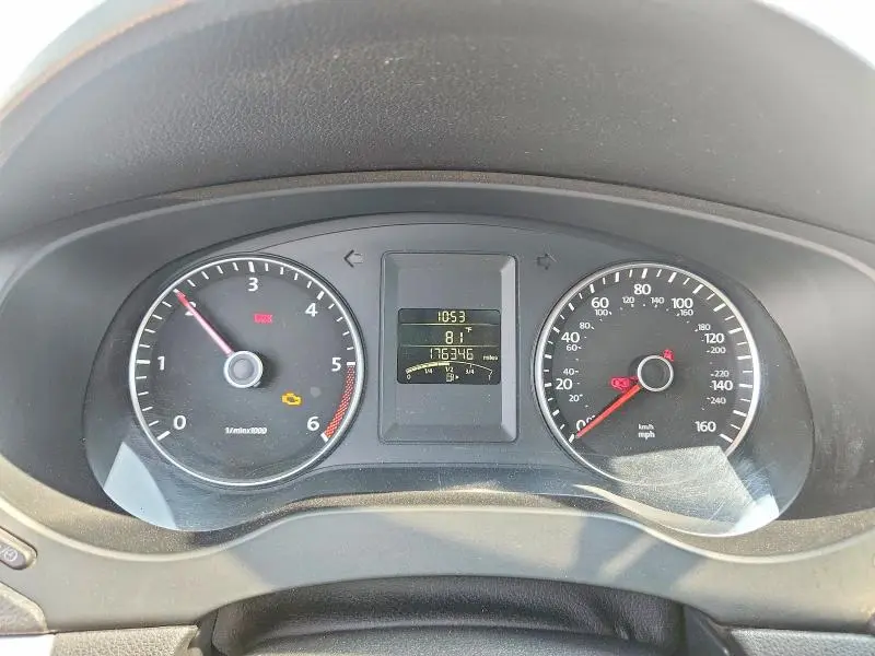 2012 VOLKSWAGEN JETTA TDI  