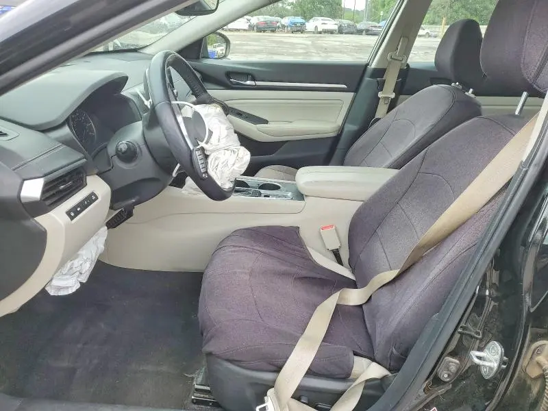 2019 NISSAN ALTIMA SV  