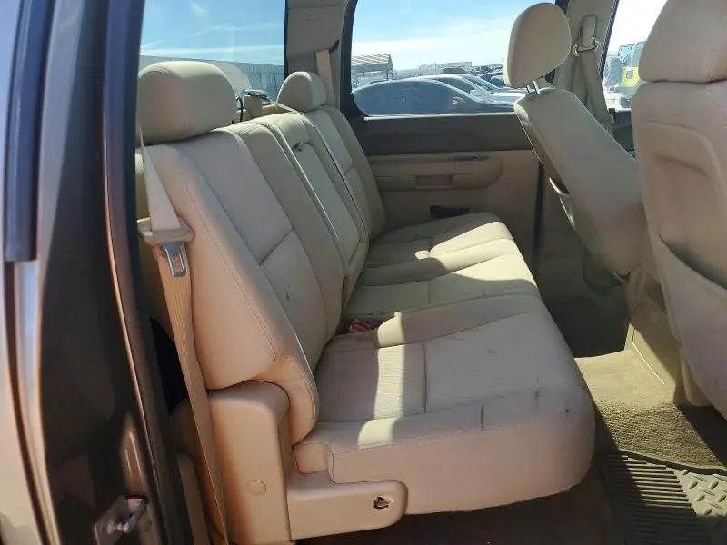 2013 CHEVROLET SILVERADO C1500 LT  