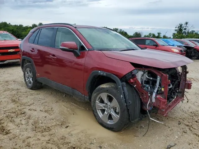 2023 TOYOTA RAV4 XLE  