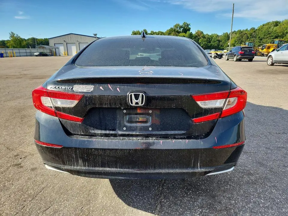 2018 HONDA ACCORD EX  