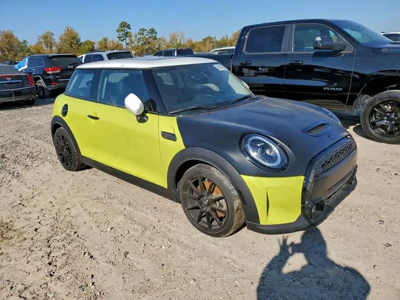2023 MINI COOPER S  