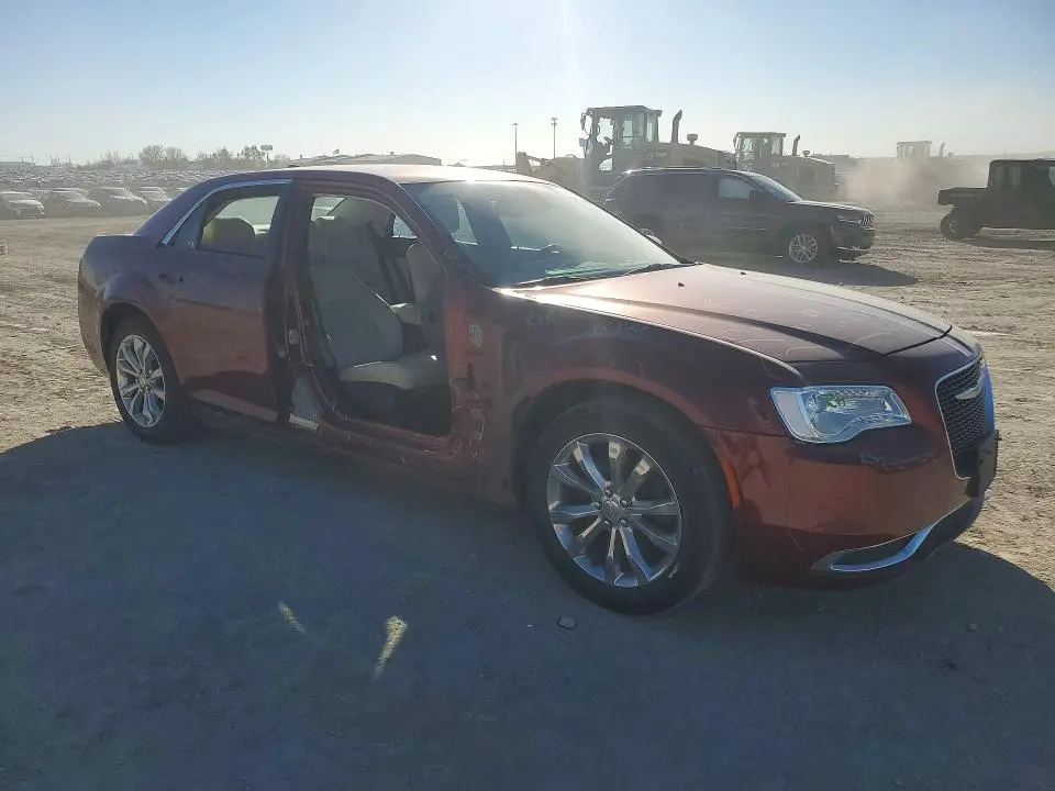2016 CHRYSLER 300 LIMITED  