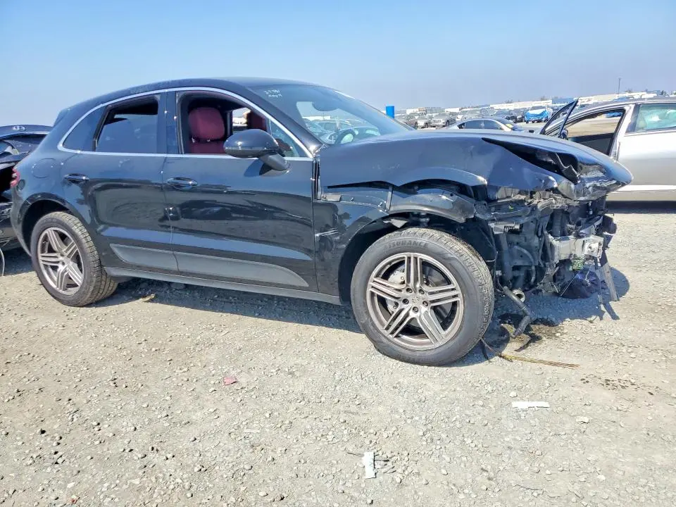 2017 PORSCHE MACAN S  