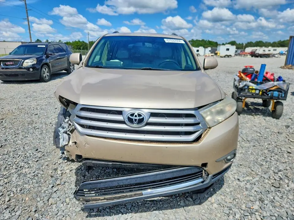 2012 TOYOTA HIGHLANDER LIMITED  