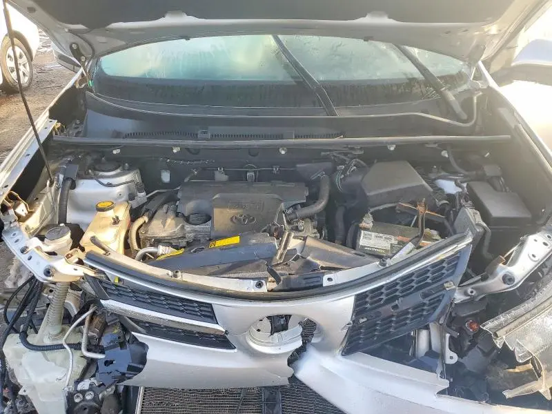 2014 TOYOTA RAV4 XLE  