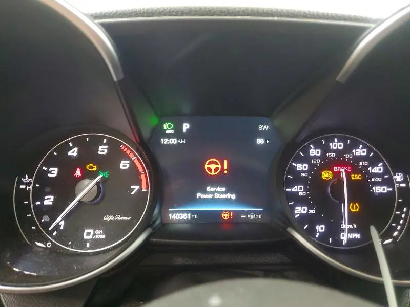 2017 ALFA ROMEO GIULIA   