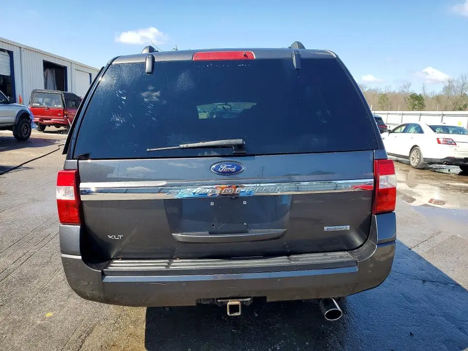 2017 FORD EXPEDITION EL XLT  