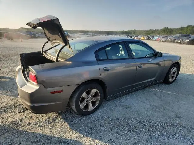 2012 DODGE CHARGER SE  