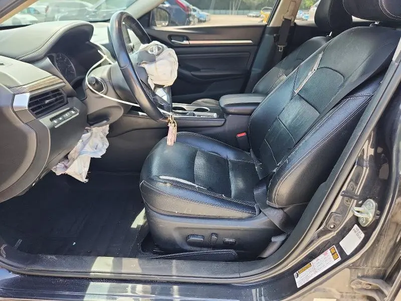 2020 NISSAN ALTIMA SL  