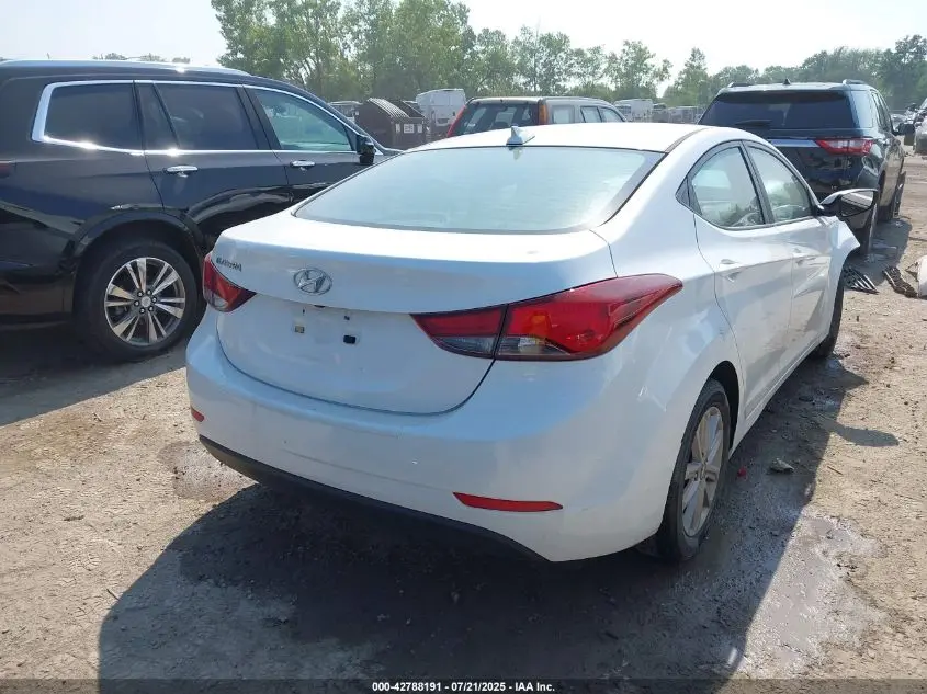 2016 HYUNDAI ELANTRA SE