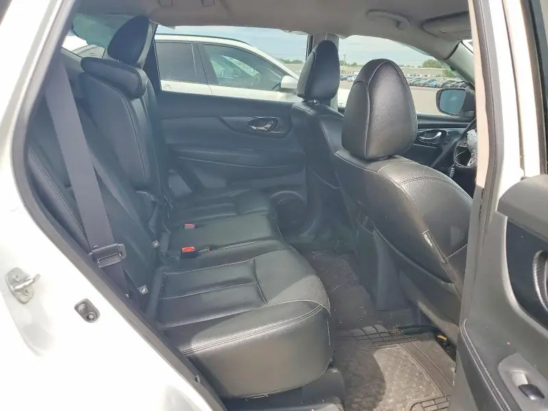 2018 NISSAN ROGUE SL  