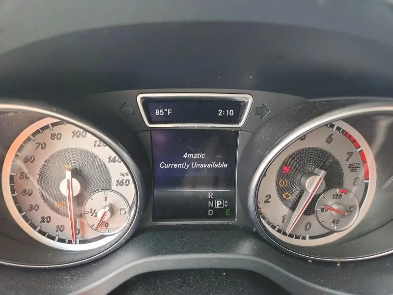 2015 MERCEDES-BENZ GLA 250 4MATIC  