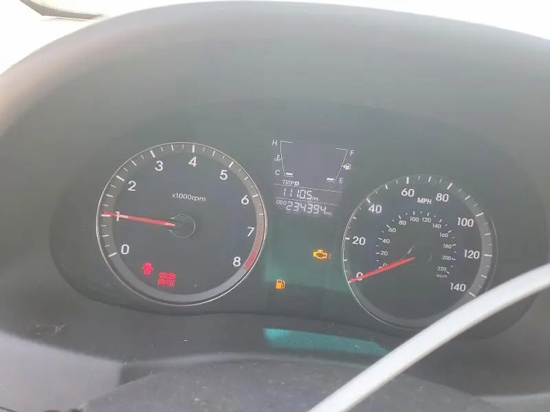 2013 HYUNDAI ACCENT GS  