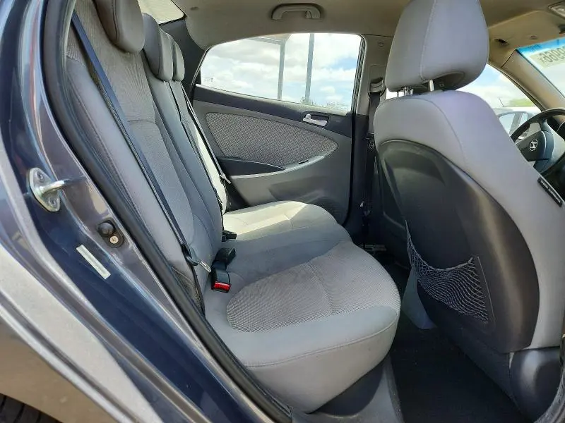 2012 HYUNDAI ACCENT GLS  