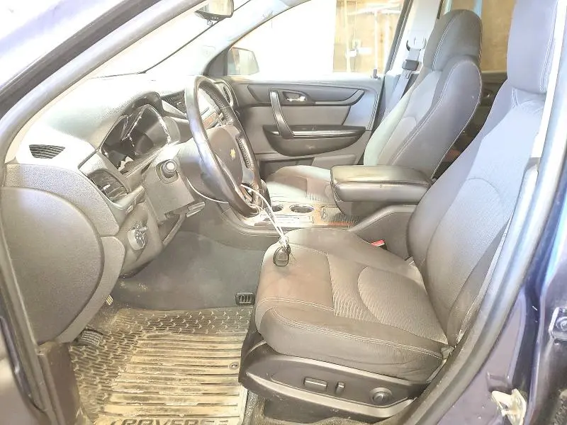 2014 CHEVROLET TRAVERSE LT  