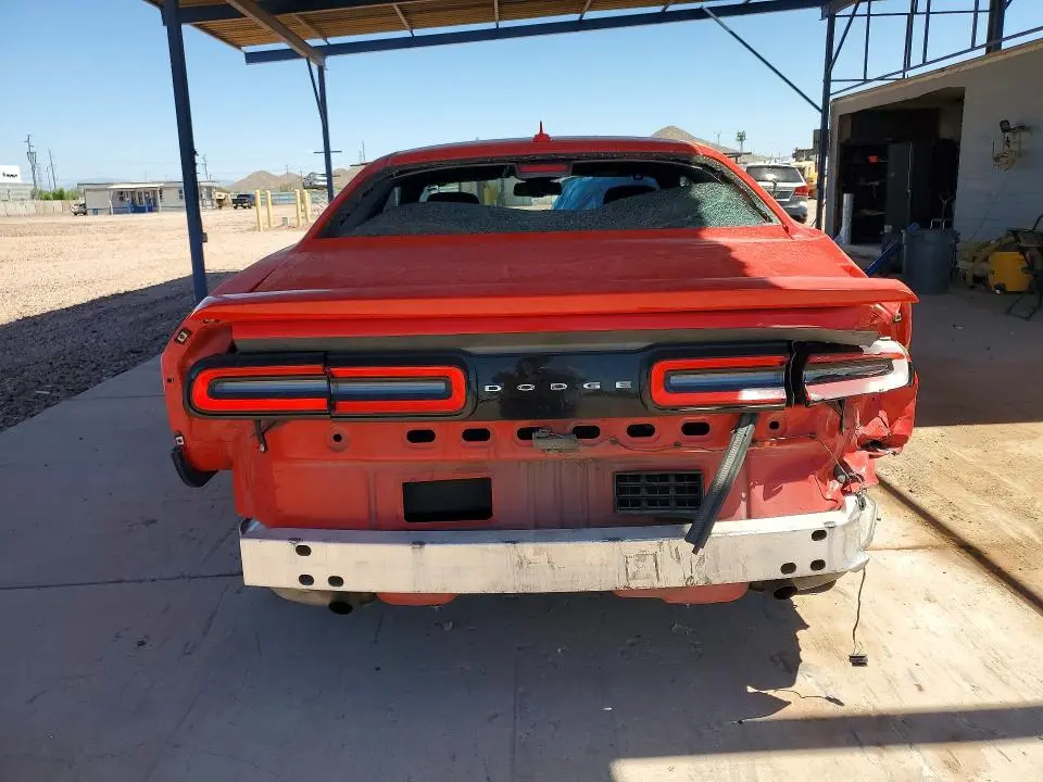 2015 DODGE CHALLENGER SXT  