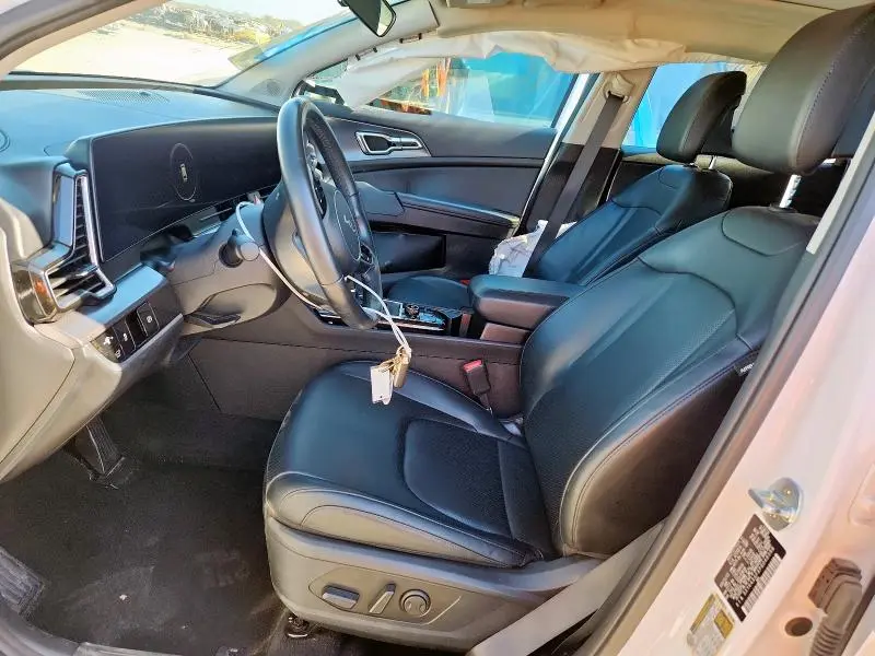 2023 KIA SPORTAGE SX  