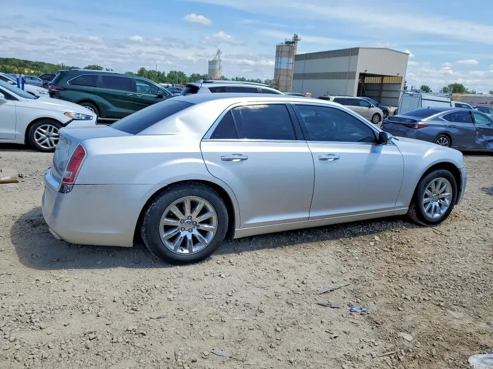 2012 CHRYSLER 300 LIMITED  
