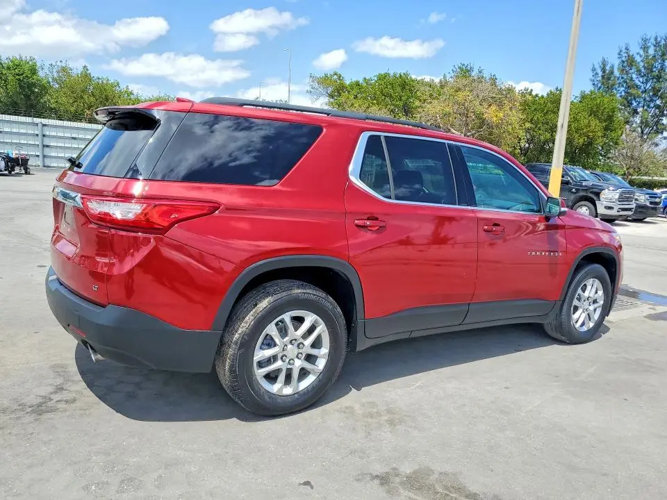 2021 CHEVROLET TRAVERSE LT  