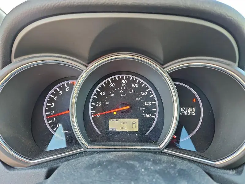 2011 NISSAN MURANO S  