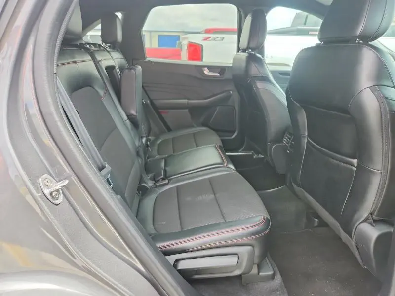 2024 FORD ESCAPE ST LINE  