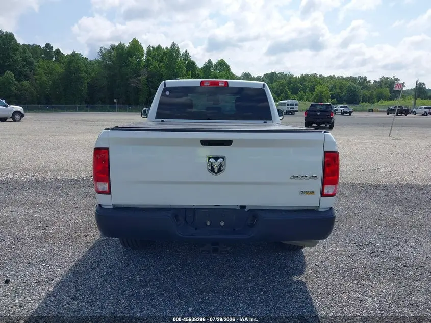 2019 RAM 1500 CLASSIC TRADESMAN  4X4 6'4 BOX