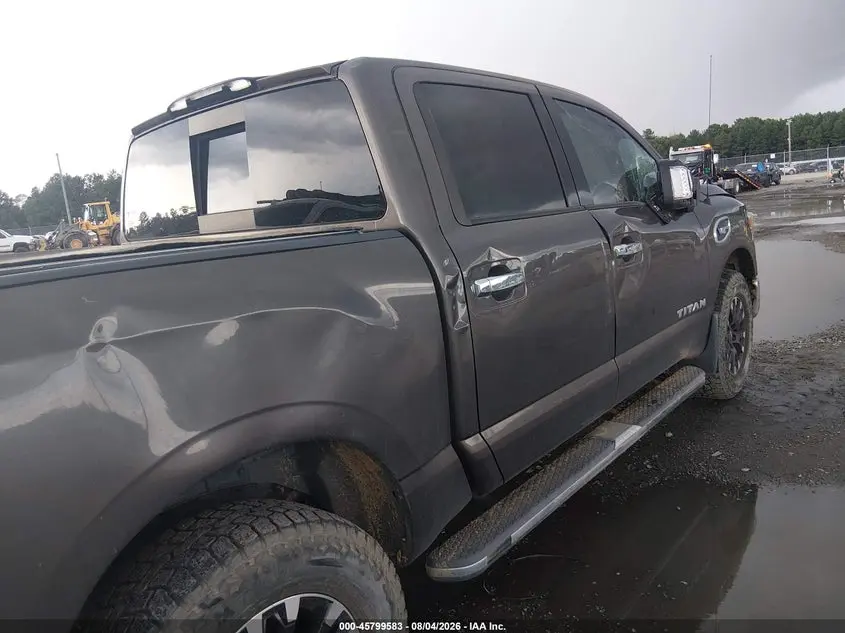 2017 NISSAN TITAN SL