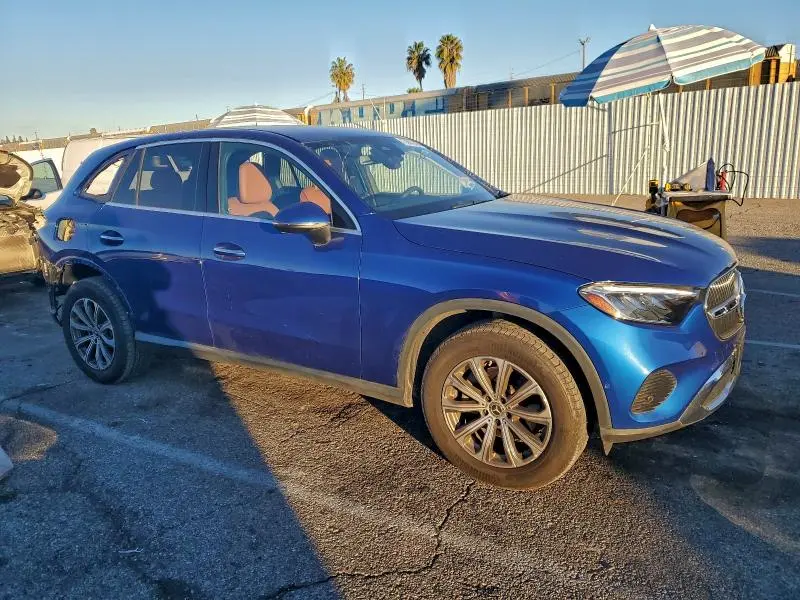 2023 MERCEDES-BENZ GLC 300  