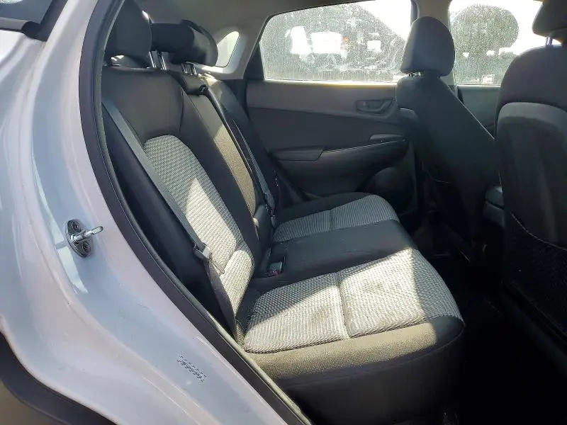 2019 HYUNDAI KONA SE  