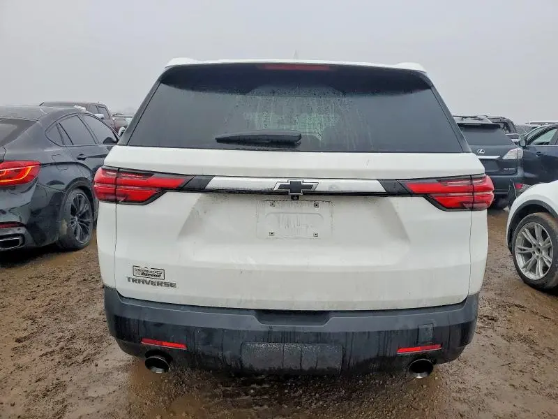 2022 CHEVROLET TRAVERSE LS  